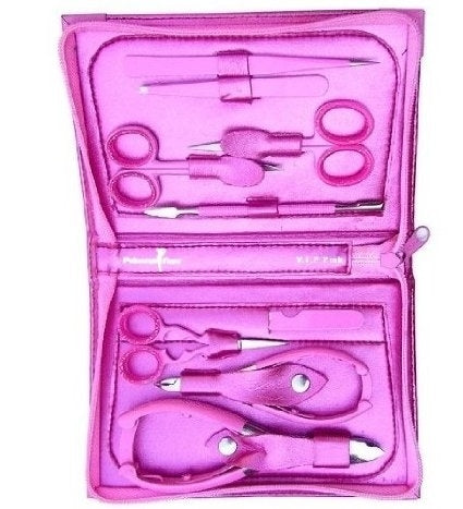 MANICURE SET